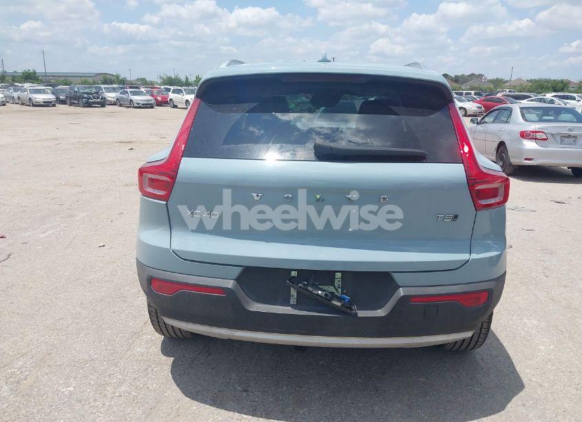 Photo 17 of 2019 Volvo Xc40 T5 MOMENTUM (VIN YV4162UKXK2127207)