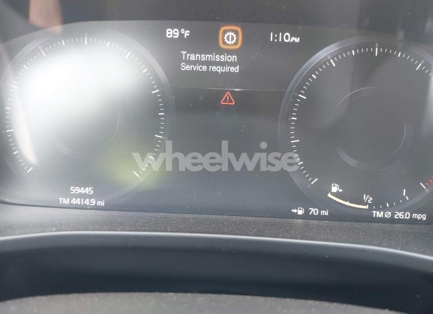 Photo 7 of 2019 Volvo Xc40 T5 MOMENTUM (VIN YV4162UKXK2127207)