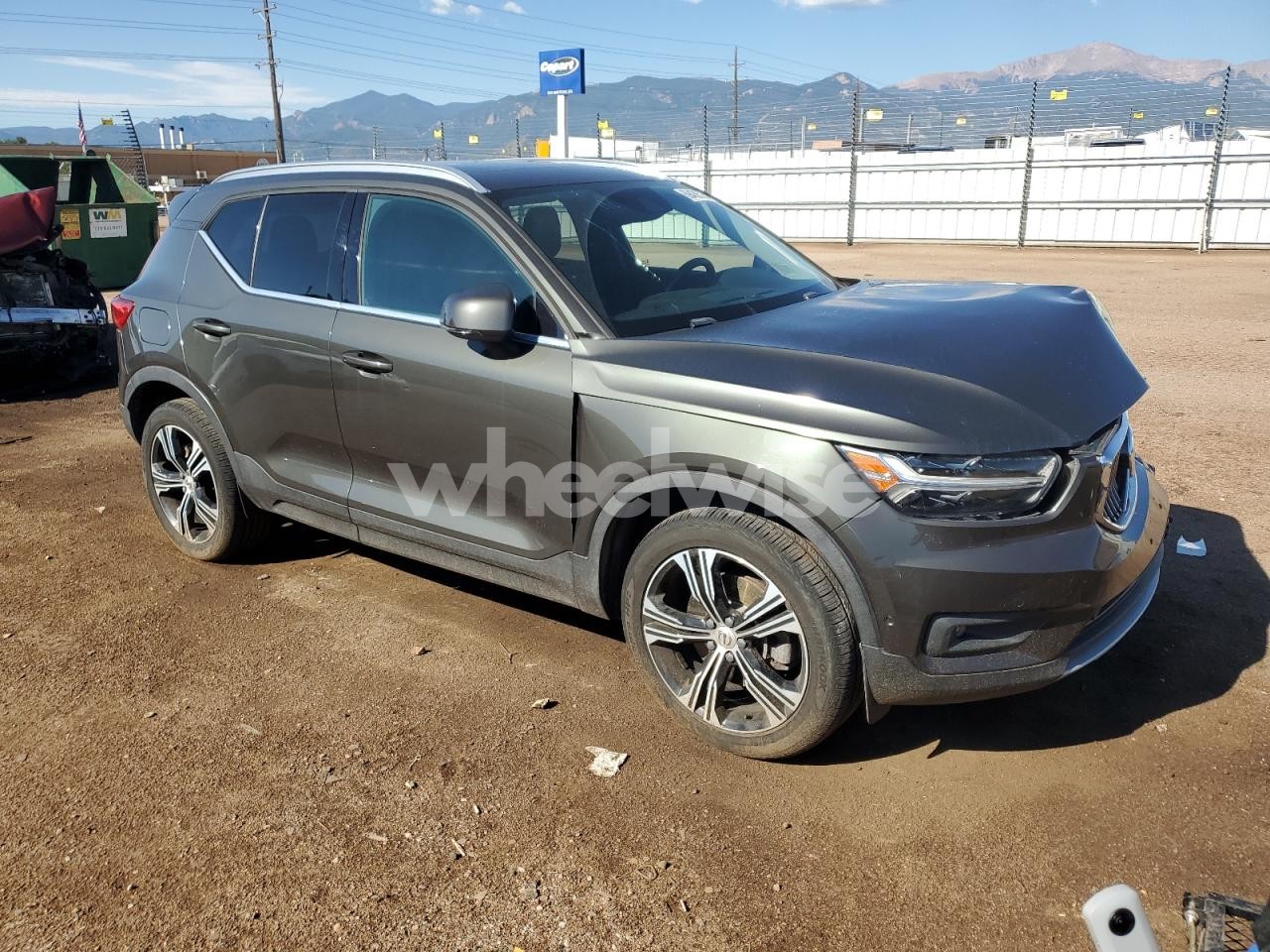 Photo 4 of 2019 VOLVO XC40 T5 INSCRIPTION (VIN YV4162ULXK2063386)
