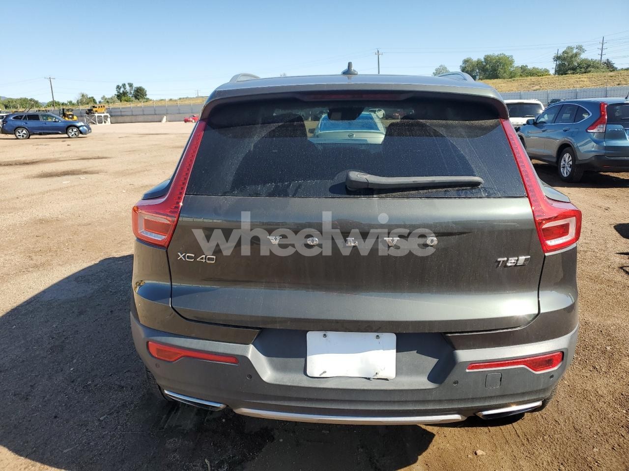 Photo 6 of 2019 VOLVO XC40 T5 INSCRIPTION (VIN YV4162ULXK2063386)