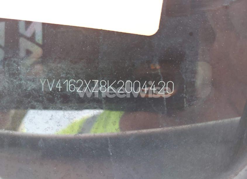 Photo 9 of 2019 Volvo Xc40 T5 MOMENTUM/T5 R-DESIGN (VIN YV4162XZ8K2004420)