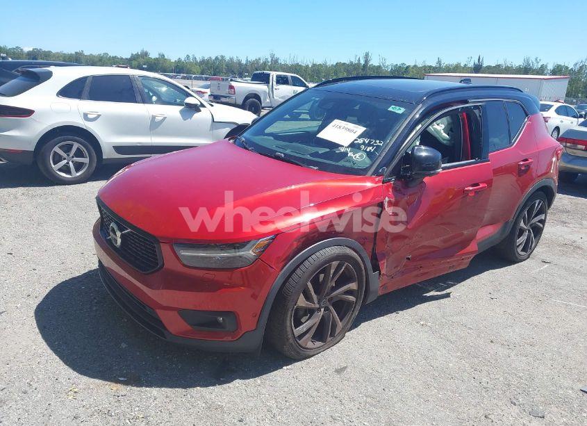 Photo 2 of 2019 Volvo Xc40 T5 MOMENTUM/T5 R-DESIGN (VIN YV4162XZ9K2019184)