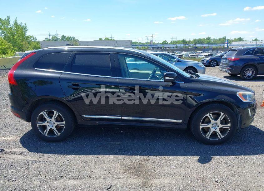 Photo 13 of 2015 Volvo Xc60 T6 (VIN YV4902RK6F2740539)