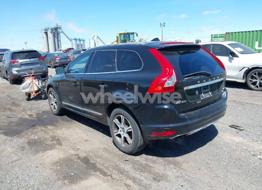 Photo 3 of 2015 Volvo Xc60 T6 (VIN YV4902RK6F2740539)