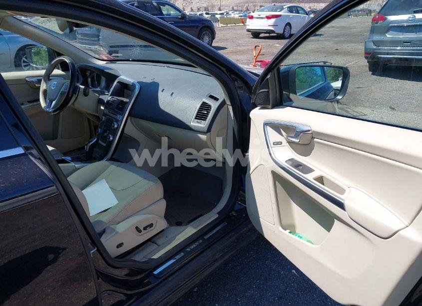 Photo 5 of 2015 Volvo Xc60 T6 (VIN YV4902RK6F2740539)