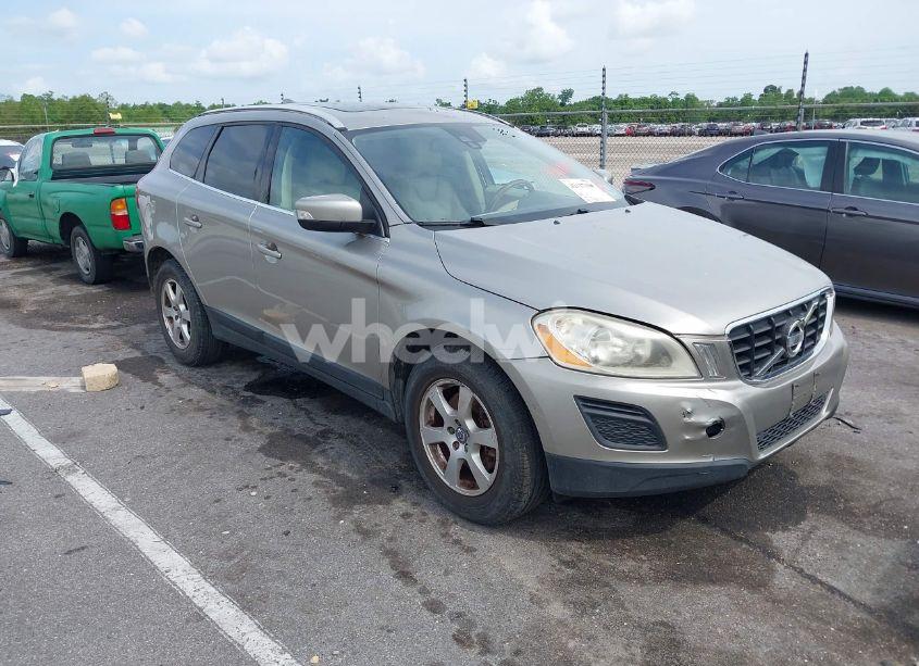 2011 Volvo Xc60 3.2/3.2 R-DESIGN (VIN YV4952DL0B2220641) main photo