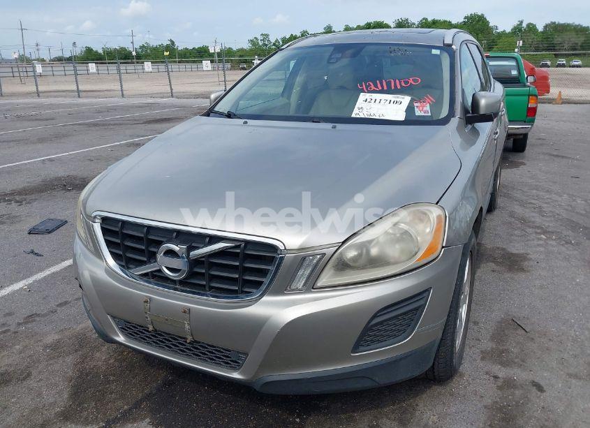 Photo 6 of 2011 Volvo Xc60 3.2/3.2 R-DESIGN (VIN YV4952DL0B2220641)