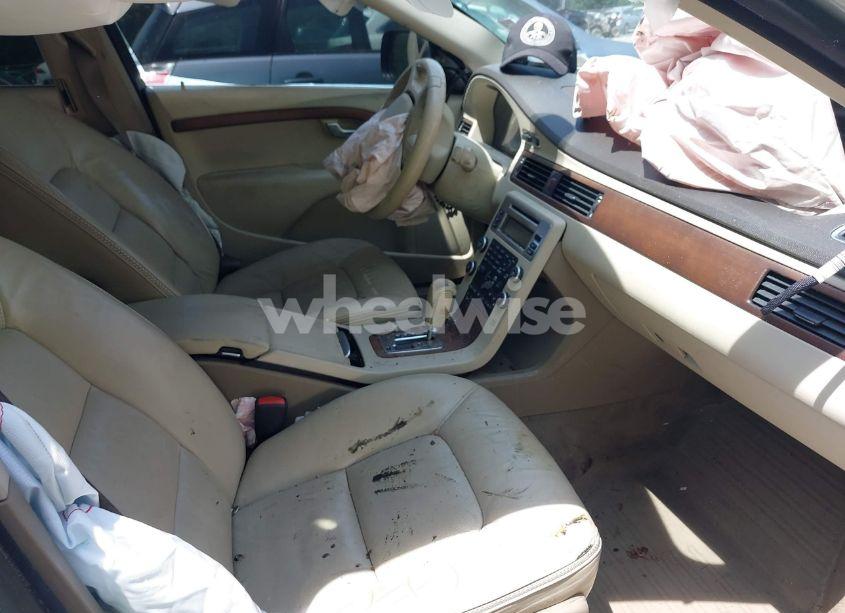 Photo 5 of 2010 Volvo Xc70 3.2 (VIN YV4960BZ4A1088464)