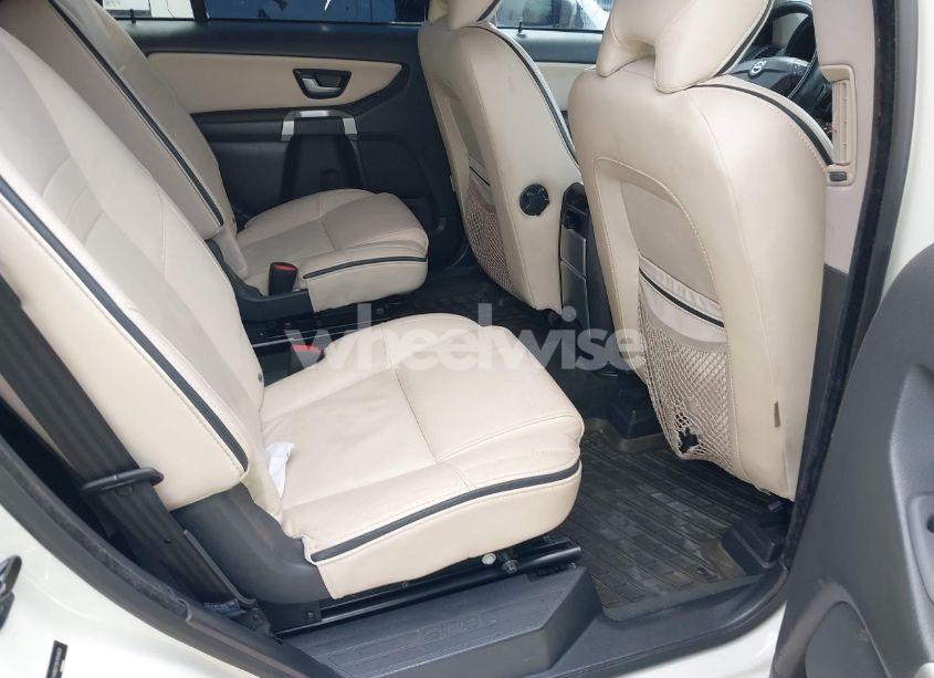 Photo 8 of 2010 Volvo Xc90 3.2 R-DESIGN (VIN YV4982CT0A1544623)