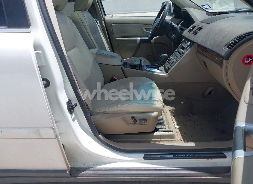 Photo 5 of 2010 Volvo Xc90 3.2 (VIN YV4982CY9A1565689)