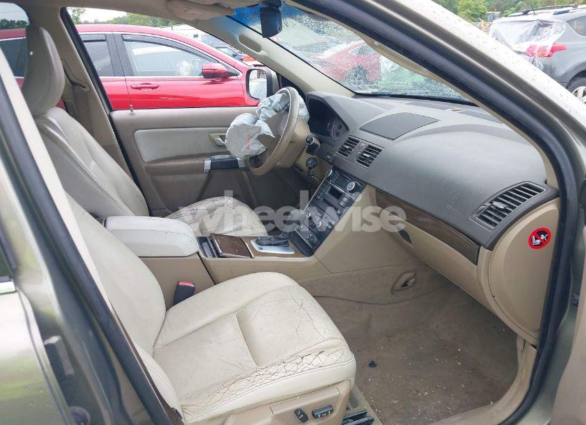 Photo 5 of 2010 Volvo Xc90 3.2 (VIN YV4982CZ4A1552390)