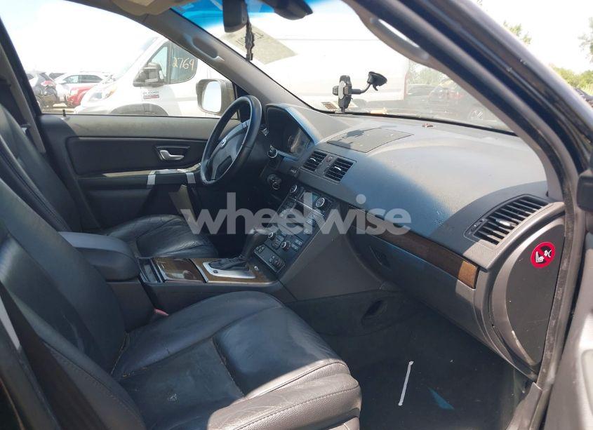 Photo 5 of 2010 Volvo Xc90 3.2 (VIN YV4982CZ6A1553444)