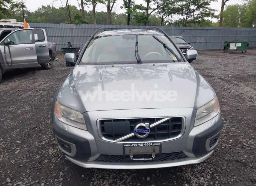 Photo 12 of 2010 Volvo Xc70 T6 (VIN YV4992BZ1A1089929)