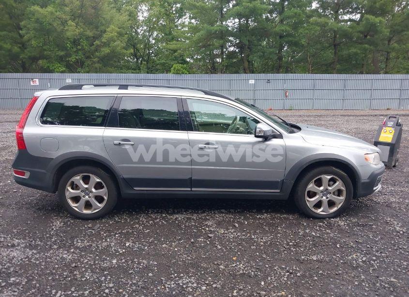 Photo 13 of 2010 Volvo Xc70 T6 (VIN YV4992BZ1A1089929)
