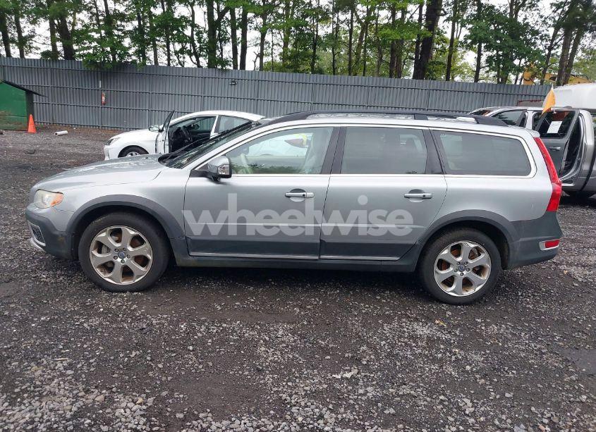 Photo 14 of 2010 Volvo Xc70 T6 (VIN YV4992BZ1A1089929)