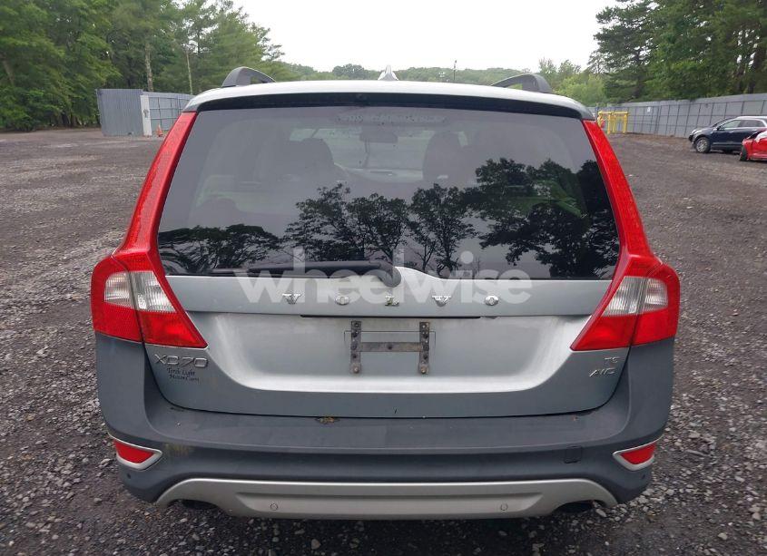 Photo 16 of 2010 Volvo Xc70 T6 (VIN YV4992BZ1A1089929)