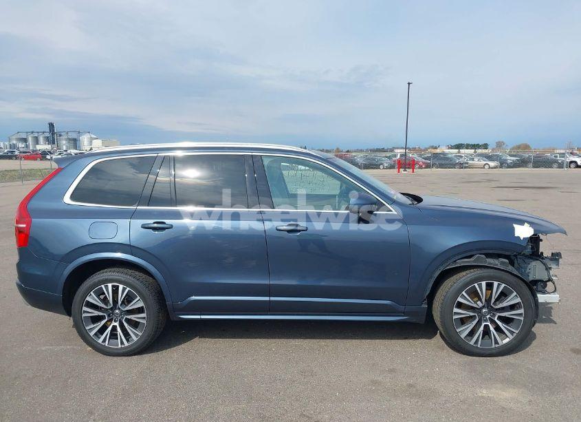 Photo 14 of 2021 Volvo Xc90 T6 MOMENTUM 6 PASSENGER (VIN YV4A221K6M1689257)