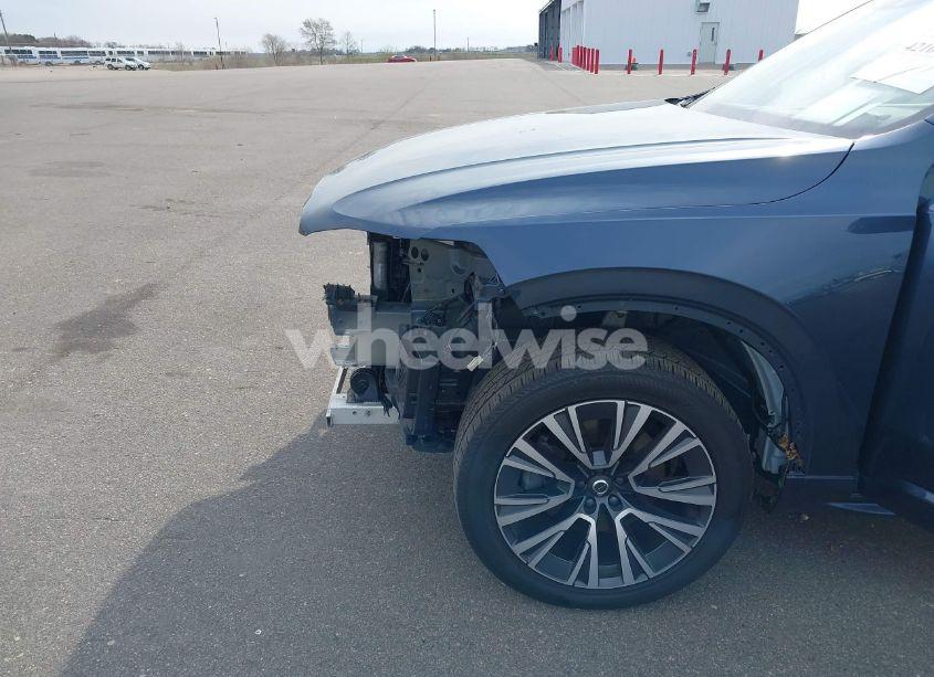 Photo 18 of 2021 Volvo Xc90 T6 MOMENTUM 6 PASSENGER (VIN YV4A221K6M1689257)