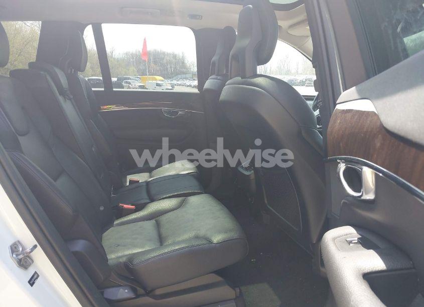 Photo 8 of 2016 Volvo Xc90 T6 MOMENTUM (VIN YV4A22PK1G1088978)