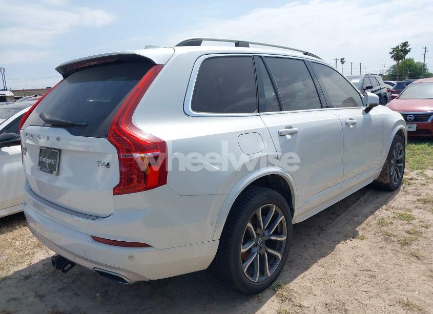 Photo 4 of 2017 Volvo Xc90 T6 MOMENTUM (VIN YV4A22PK2H1145660)