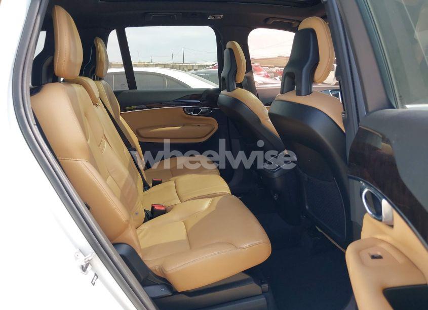 Photo 8 of 2017 Volvo Xc90 T6 MOMENTUM (VIN YV4A22PK2H1145660)