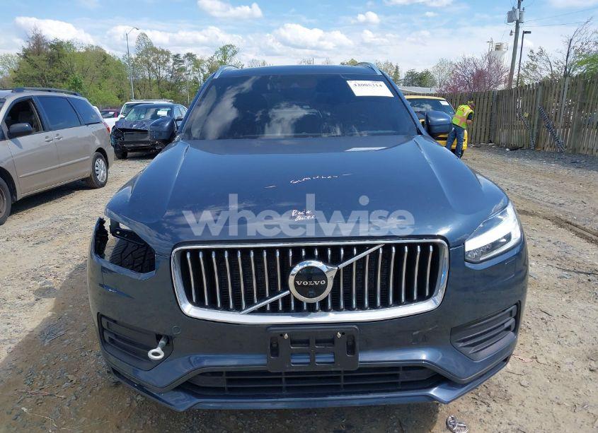 Photo 13 of 2021 Volvo Xc90 T6 MOMENTUM 7 PASSENGER (VIN YV4A22PK3M1689322)