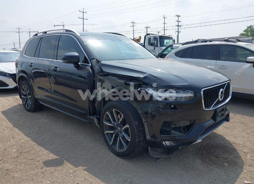 2017 Volvo Xc90 T6 MOMENTUM (VIN YV4A22PK6H1120969) main photo