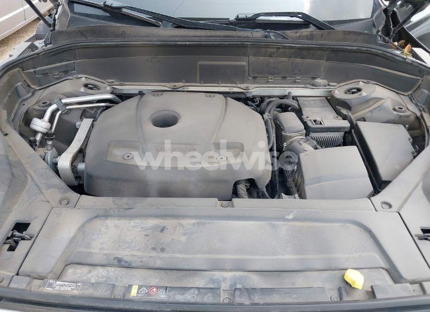 Photo 10 of 2017 Volvo Xc90 T6 MOMENTUM (VIN YV4A22PK6H1120969)