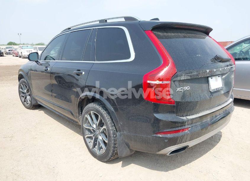 Photo 3 of 2017 Volvo Xc90 T6 MOMENTUM (VIN YV4A22PK6H1120969)