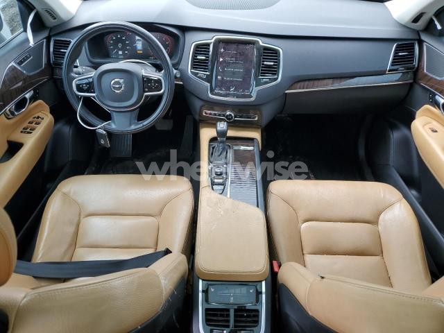 Photo 4 of 2016 VOLVO XC90 T6 (VIN YV4A22PK8G1090646)