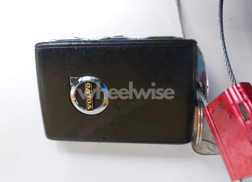 Photo 11 of 2018 Volvo Xc90 T6 MOMENTUM (VIN YV4A22PK8J1213045)