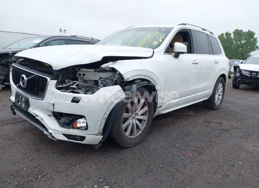Photo 2 of 2018 Volvo Xc90 T6 MOMENTUM (VIN YV4A22PK8J1213045)