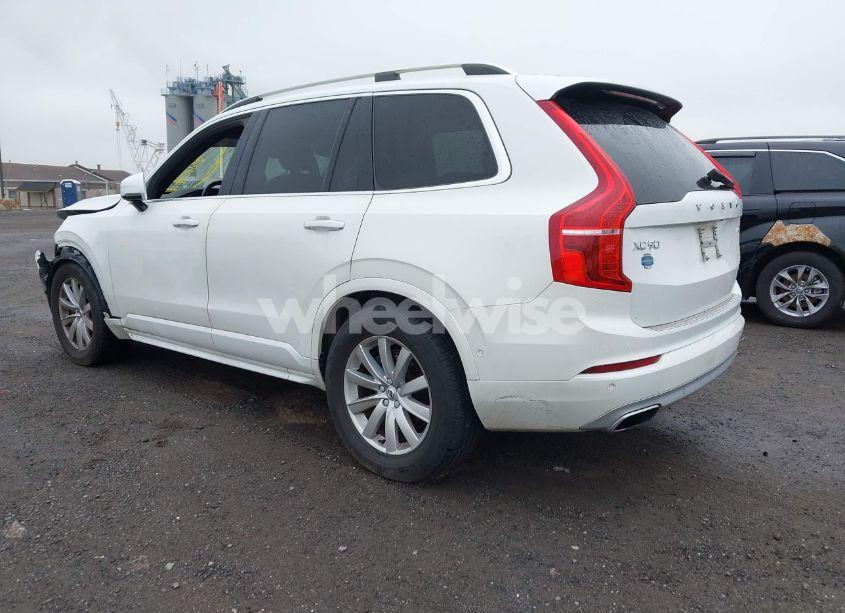 Photo 3 of 2018 Volvo Xc90 T6 MOMENTUM (VIN YV4A22PK8J1213045)