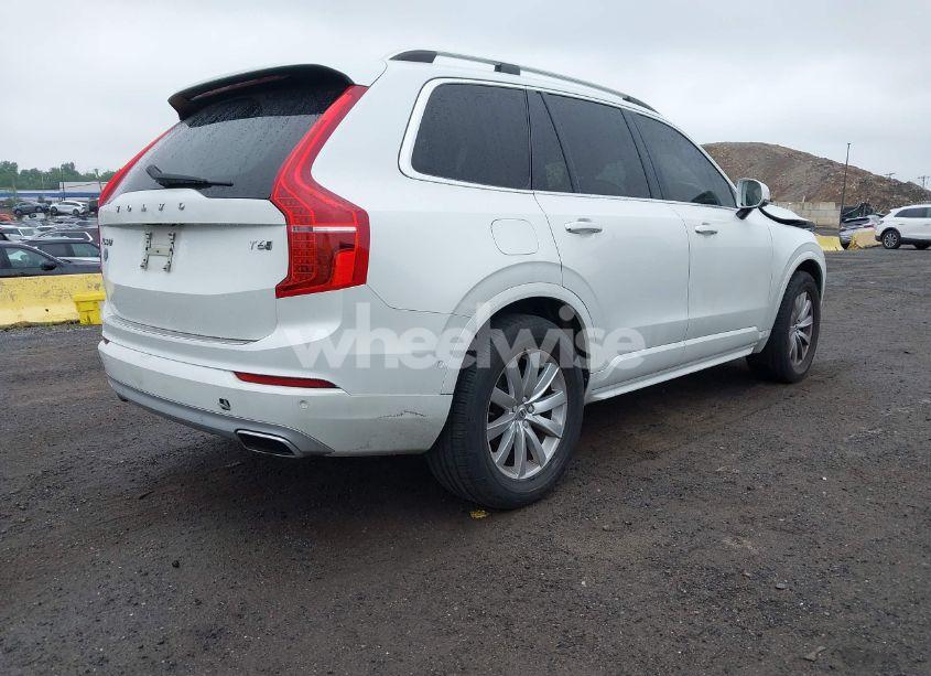 Photo 4 of 2018 Volvo Xc90 T6 MOMENTUM (VIN YV4A22PK8J1213045)