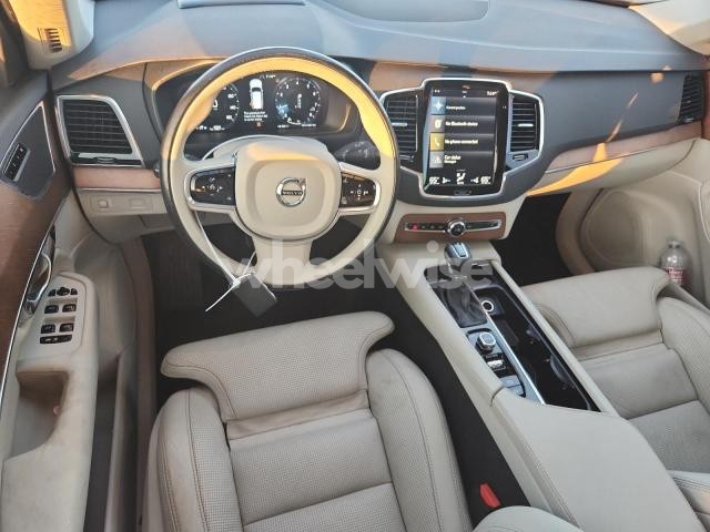 Photo 4 of 2017 VOLVO XC90 T6 (VIN YV4A22PL3H1174447)