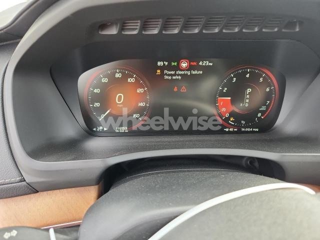 Photo 11 of 2018 VOLVO XC90 T6 (VIN YV4A22PL3J1356896)