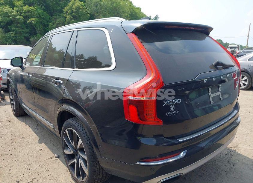Photo 3 of 2019 Volvo Xc90 T6 INSCRIPTION (VIN YV4A22PL4K1418842)