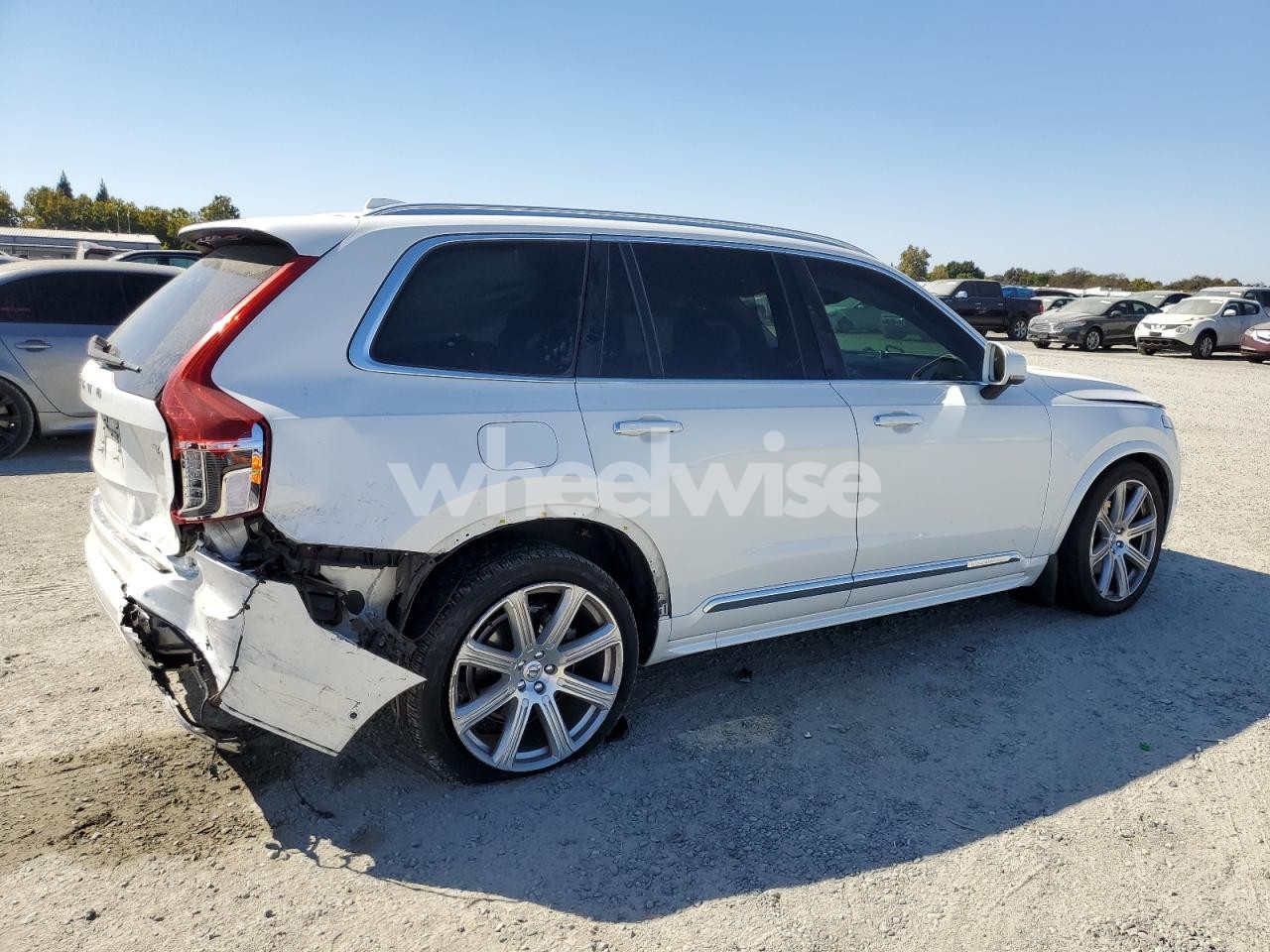 Photo 3 of 2019 VOLVO XC90 T6 INSCRIPTION (VIN YV4A22PL4K1419697)