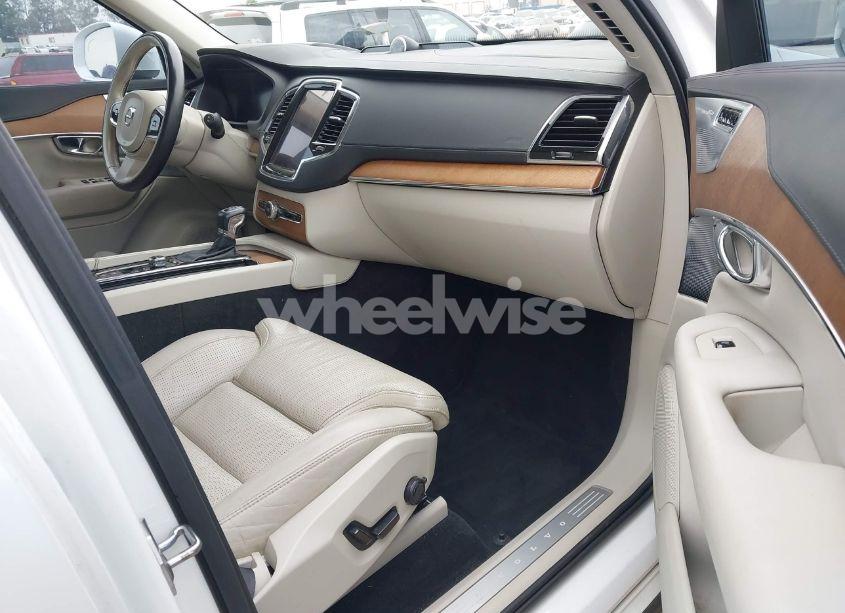 Photo 5 of 2016 Volvo Xc90 T6 INSCRIPTION (VIN YV4A22PL7G1050888)