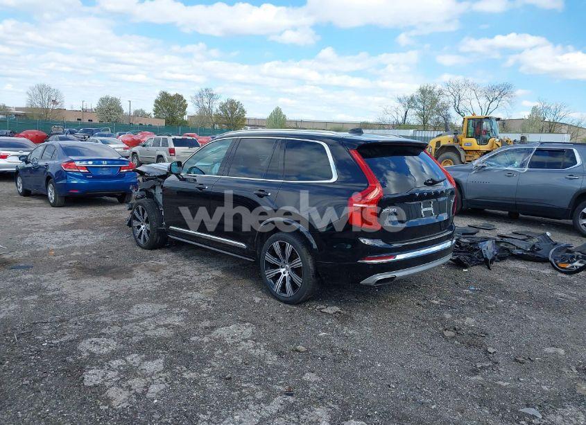 Photo 3 of 2021 Volvo Xc90 T6 INSCRIPTION 7 PASSENGER (VIN YV4A22PL8M1770292)