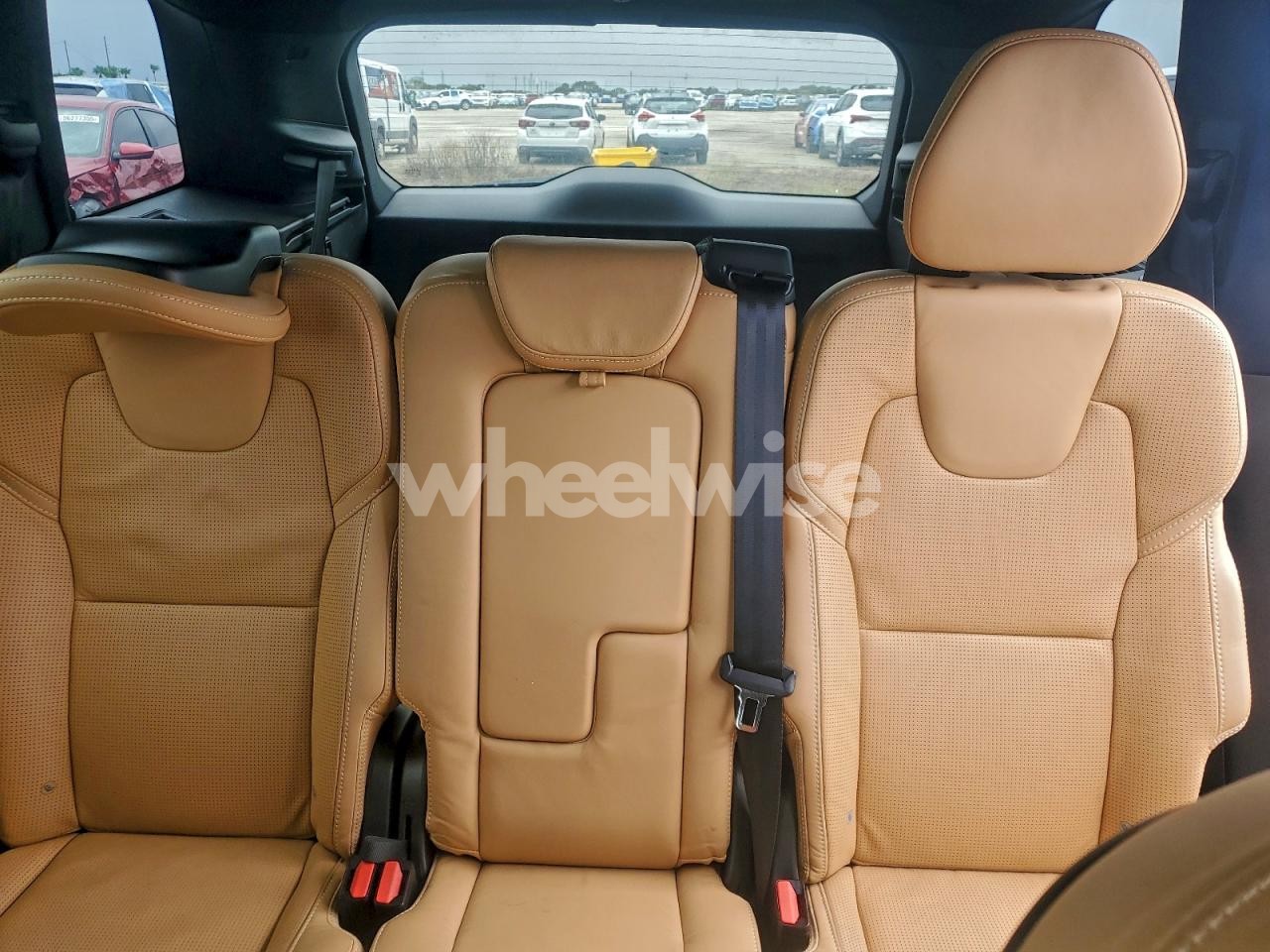 Photo 10 of 2018 VOLVO XC90 T6 (VIN YV4A22PLXJ1360833)