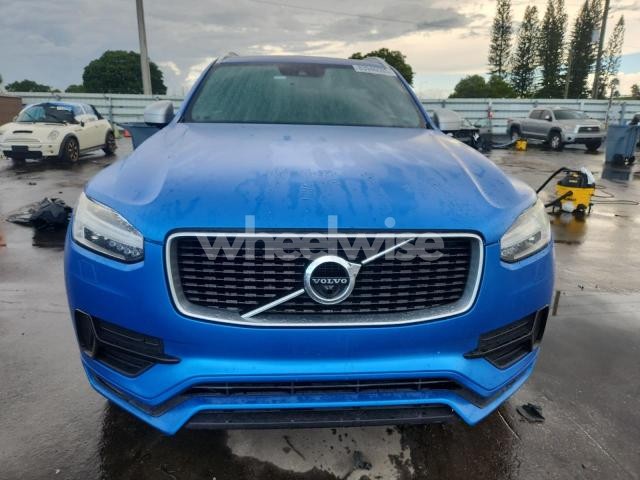Photo 2 of 2016 VOLVO XC90 T6 (VIN YV4A22PM5G1046993)
