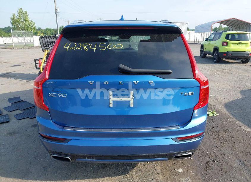 Photo 16 of 2019 Volvo Xc90 T6 R-DESIGN (VIN YV4A22PM5K1429793)