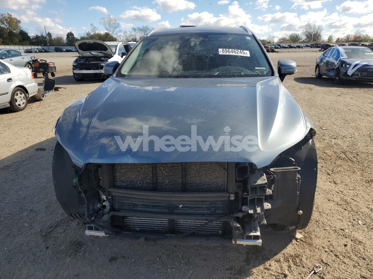 Photo 5 of 2018 VOLVO XC60 T6 MOMENTUM (VIN YV4A22RK8J1047087)