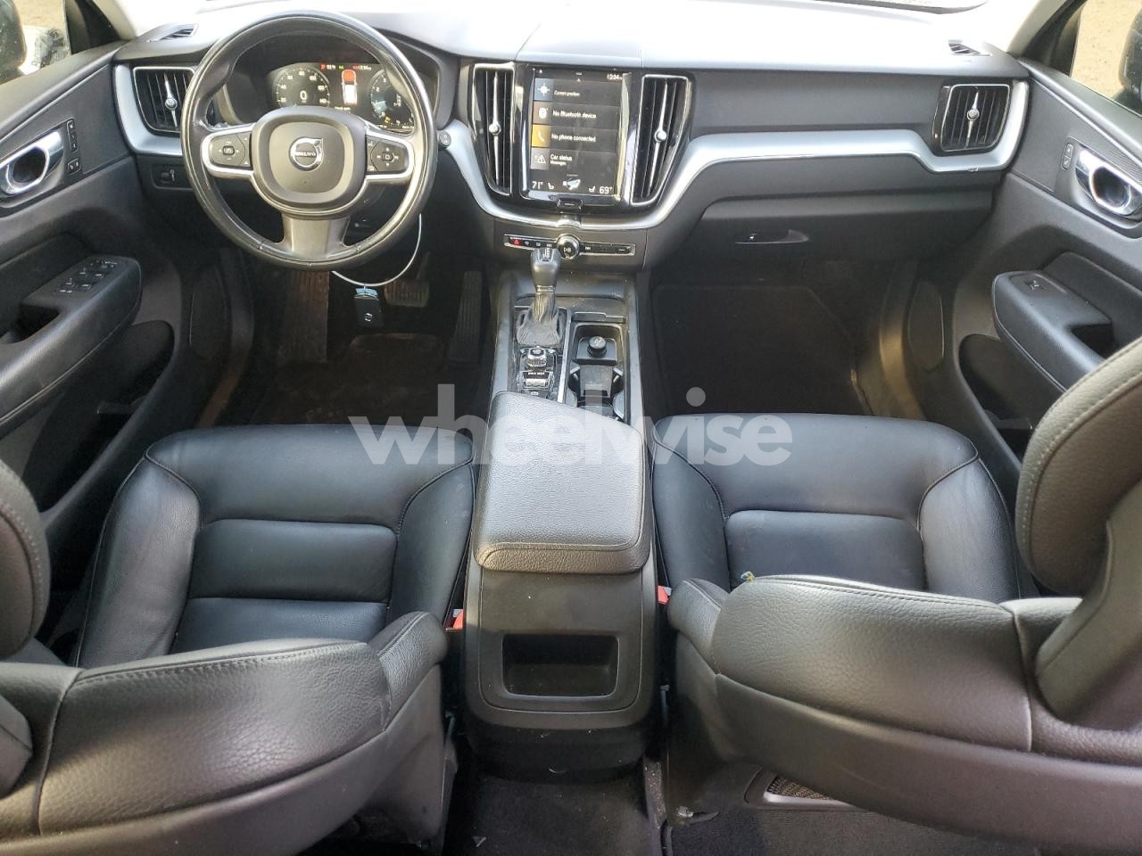 Photo 8 of 2018 VOLVO XC60 T6 MOMENTUM (VIN YV4A22RK8J1047087)