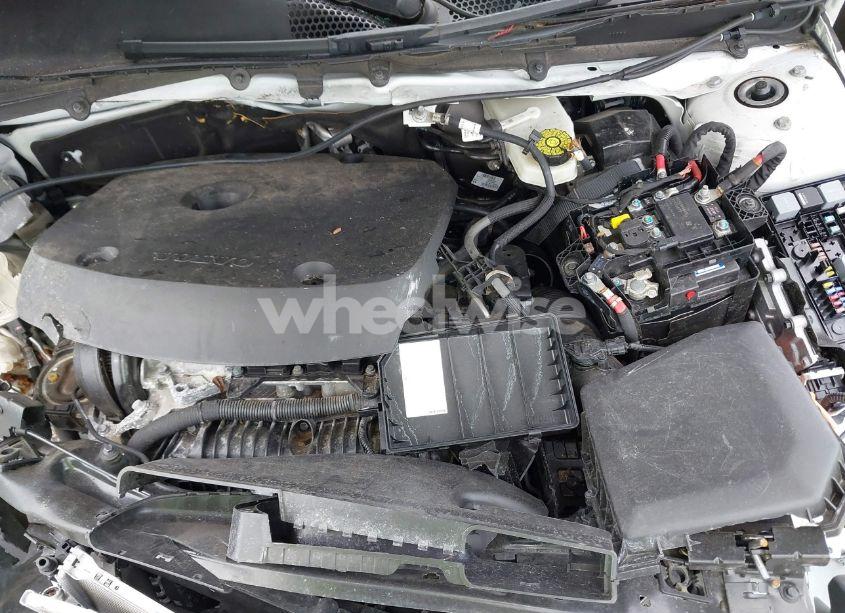 Photo 10 of 2019 Volvo Xc40 T4 MOMENTUM (VIN YV4AC2HK7K2107905)