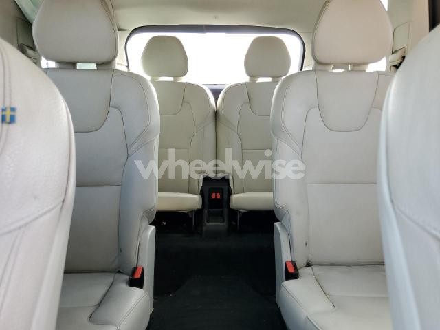 2021 VOLVO XC90 T8 RECHARGE MOMENTUM (VIN YV4BR00K3M1687780) main photo