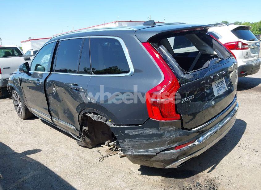Photo 3 of 2021 Volvo Xc90 RECHARGE PLUG-IN HYBRID T8 INSCRIPTION 6 PASSENGER (VIN YV4BR00L4M1698473)