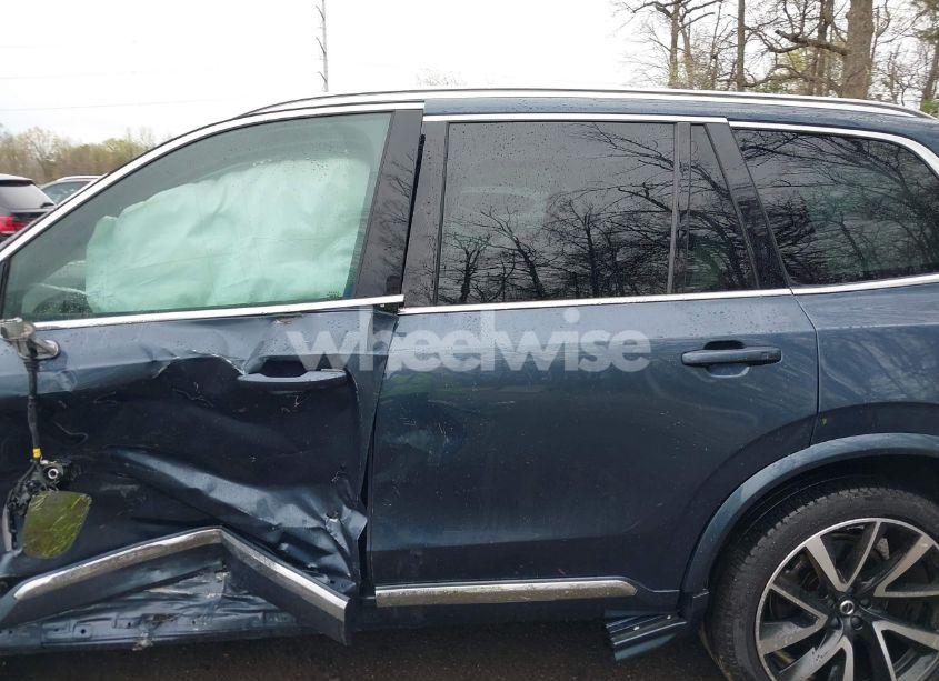 Photo 14 of 2021 Volvo Xc90 RECHARGE PLUG-IN HYBRID T8 INSCRIPTION EXPRESSION 7 PASSENGER (VIN YV4BR0CK7M1753159)