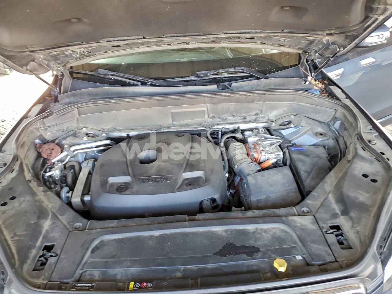 Photo 12 of 2019 VOLVO XC90 T8 MOMENTUM (VIN YV4BR0CKXK1444640)